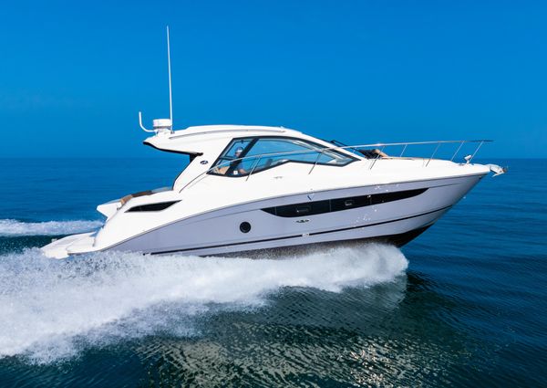 Sea Ray Sundancer 350 Coupe image