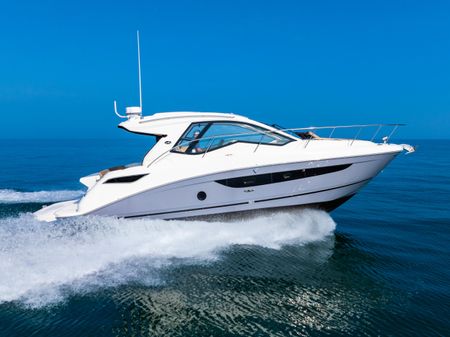 Sea Ray Sundancer 350 Coupe image