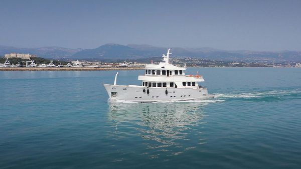 Terranova Yachts T85 image