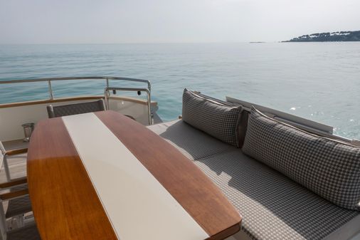 Terranova Yachts T85 image