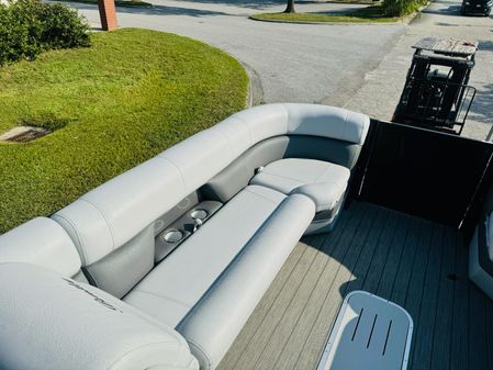 Bentley-pontoons 253-ELITE image