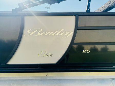 Bentley-pontoons 253-ELITE image