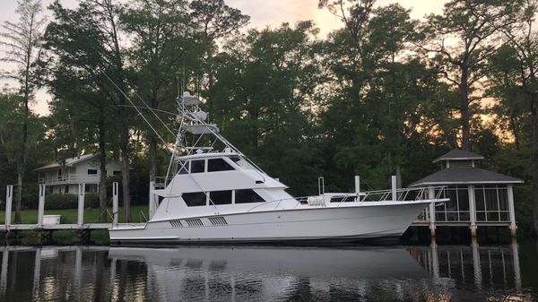Hatteras 65 Convertible