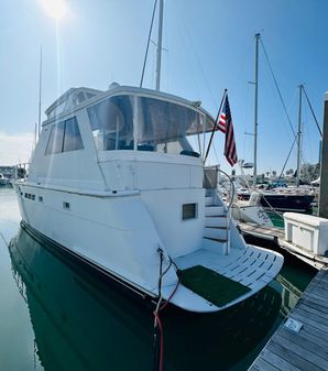 Hatteras 52 Sport Deck Motor Yacht image