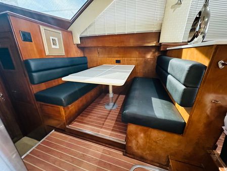 Hatteras 52 Sport Deck Motor Yacht image