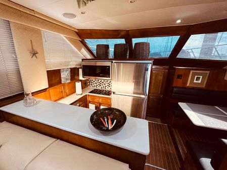 Hatteras 52 Sport Deck Motor Yacht image