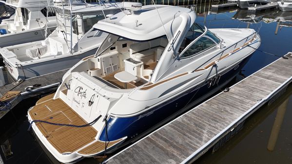 Cruisers Yachts 420 Express image