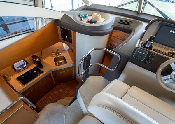 Azimut 40 Flybridge image