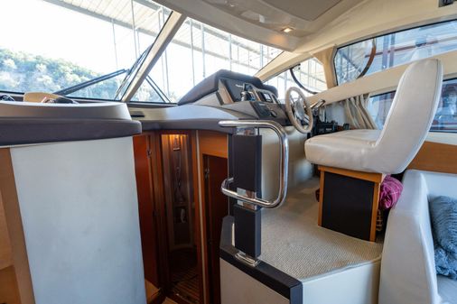 Azimut 40 Flybridge image