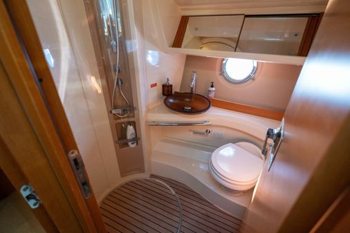 Azimut 40 Flybridge image