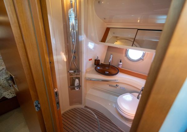 Azimut 40 Flybridge image