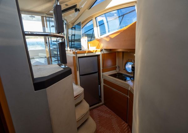 Azimut 40 Flybridge image