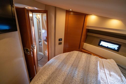 Azimut 40 Flybridge image