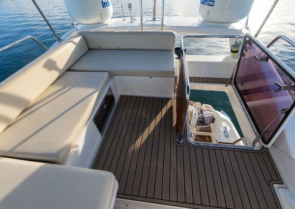 Azimut 40 Flybridge image