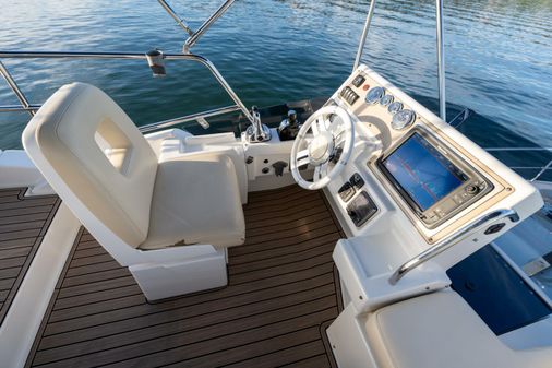 Azimut 40 Flybridge image