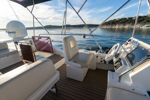 Azimut 40 Flybridge image