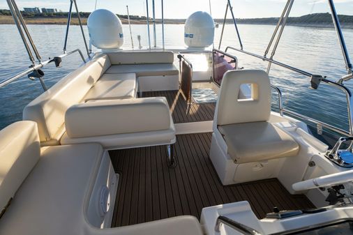 Azimut 40 Flybridge image