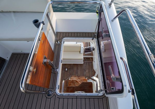 Azimut 40 Flybridge image