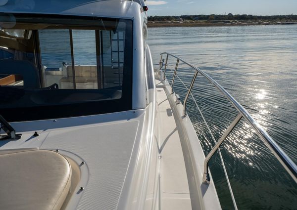 Azimut 40 Flybridge image