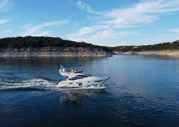 Azimut 40 Flybridge image