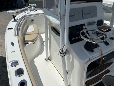 Sea Pro 219 Center Console image