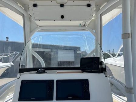 Sea Pro 219 Center Console image