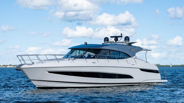 Riviera 5400 SY Platinum Edition