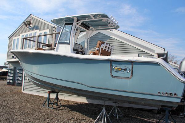 Sea Hunt Gamefish 27 - main image