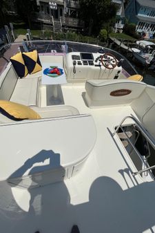Uniesse 44 Fly image