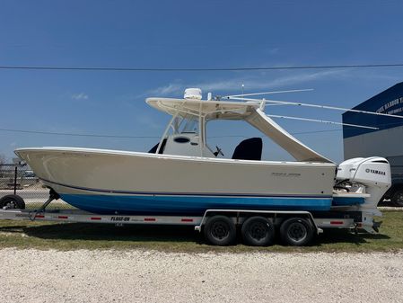 Regulator Center console image