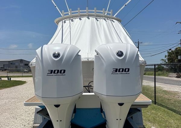 Regulator Center console image