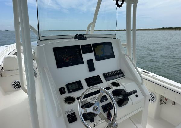 Regulator Center console image