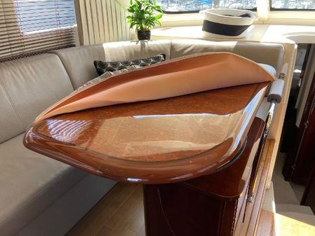Sea-ray 520-SEDAN-BRIDGE image