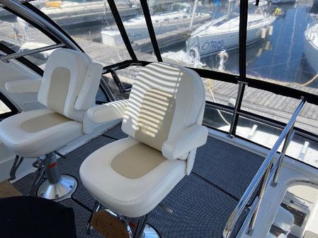 Sea-ray 520-SEDAN-BRIDGE image