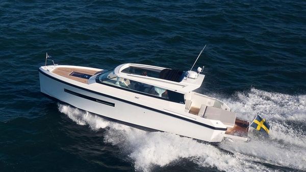 Delta Powerboats 33 Coupe 