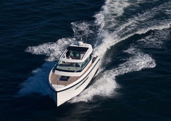 Delta Powerboats 33 Coupe image