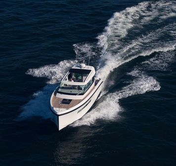 Delta Powerboats 33 Coupe image