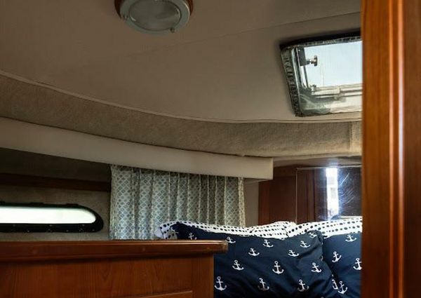 Carver 3807 Aft Cabin image