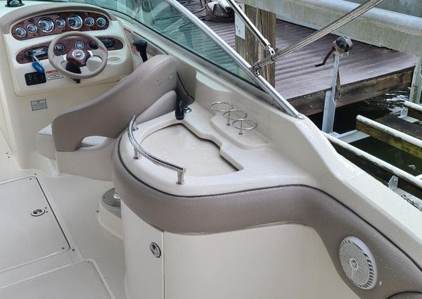 Sea-ray 270-SUNDECK image