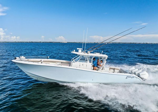 Yellowfin 42 Center Console image