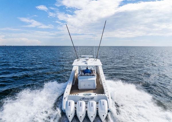 Yellowfin 42 Center Console image