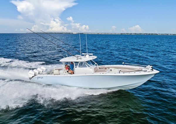 Yellowfin 42 Center Console image