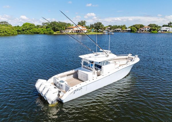 Yellowfin 42 Center Console image