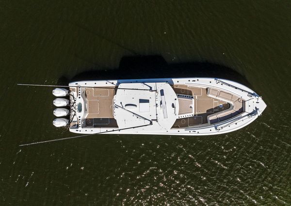 Yellowfin 42 Center Console image