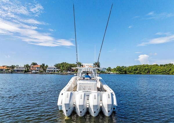 Yellowfin 42 Center Console image