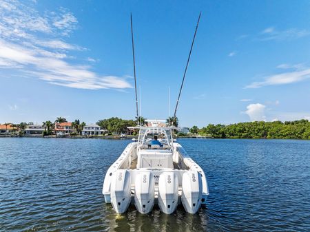 Yellowfin 42 Center Console image