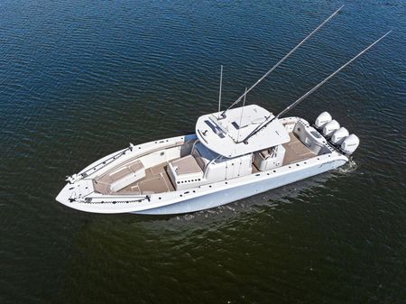 Yellowfin 42 Center Console image