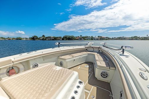 Yellowfin 42 Center Console image