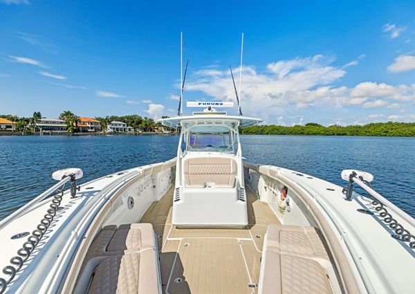 Yellowfin 42 Center Console image