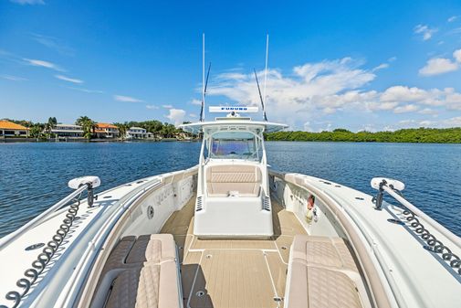 Yellowfin 42 Center Console image